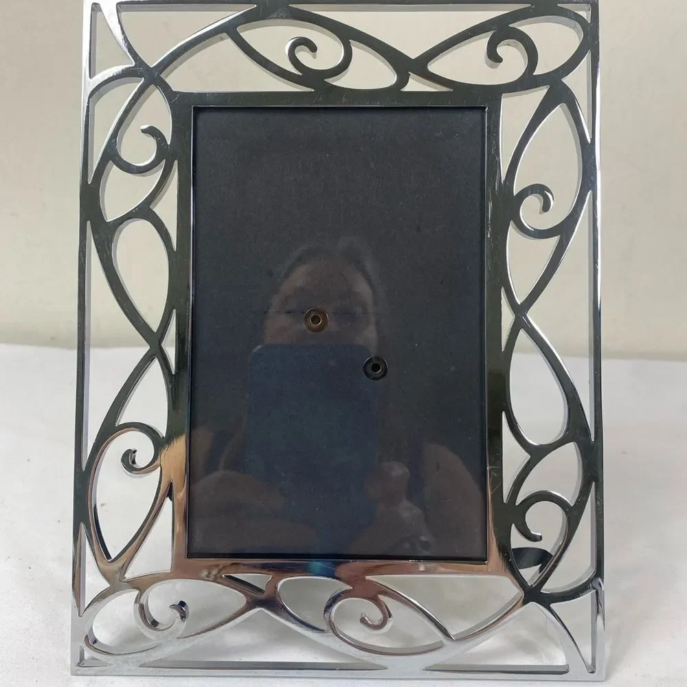 Elegant Art Nouveau Style chrome Photo Frame 4x6